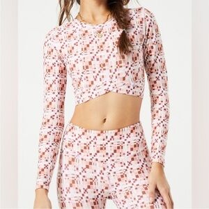 LSpace Aim High Active Crop Top Block Party Pullover Long Sleeve Shirt Sz M NEW